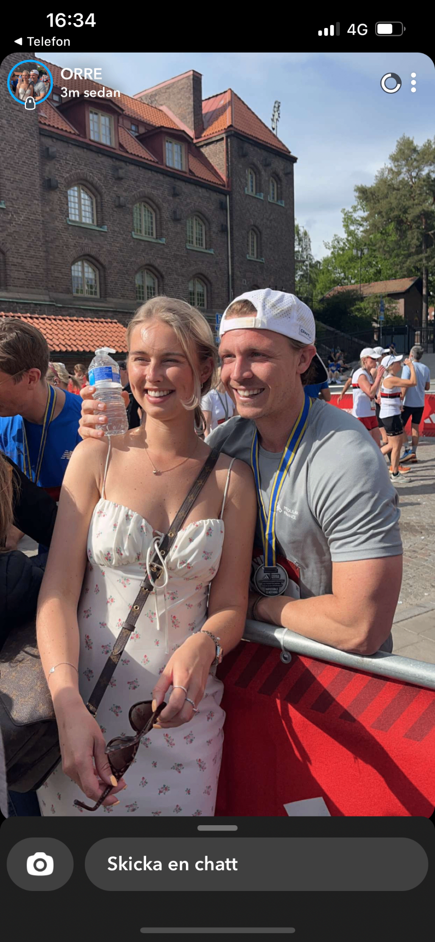 Lovisa och Rutger efter ett lopp i sommarsolen